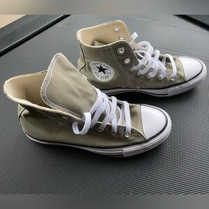 Converse Chuck Taylor All Star High 'Light Field Surplus'